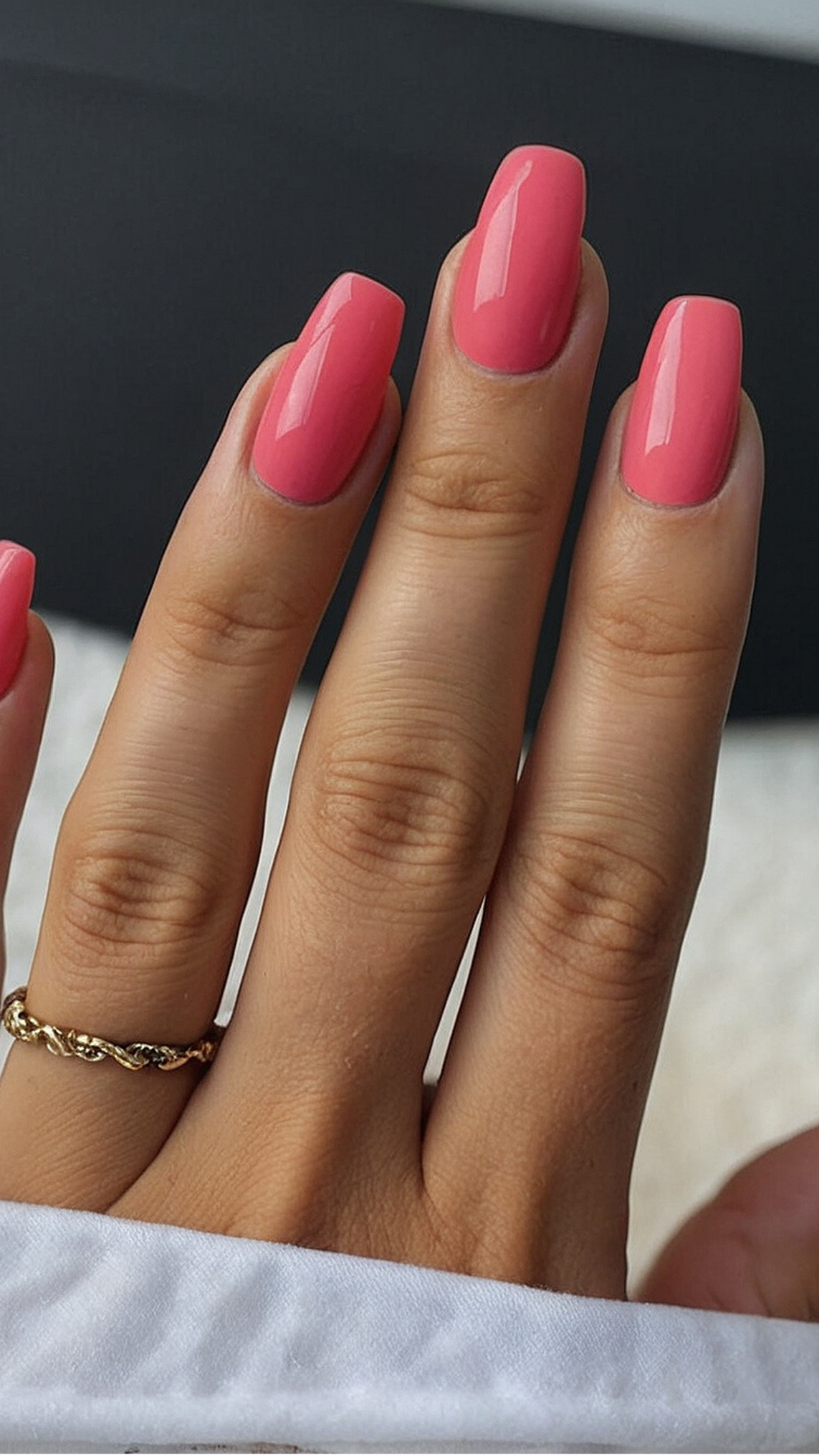 Chic Pixie Cut: For the Fashionable Mom