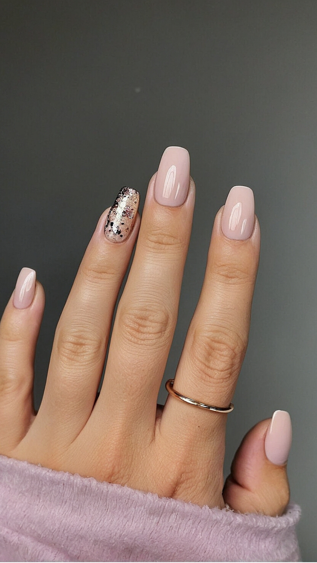 Razor-cut Bob: Sophisticated Mom Haircut Style