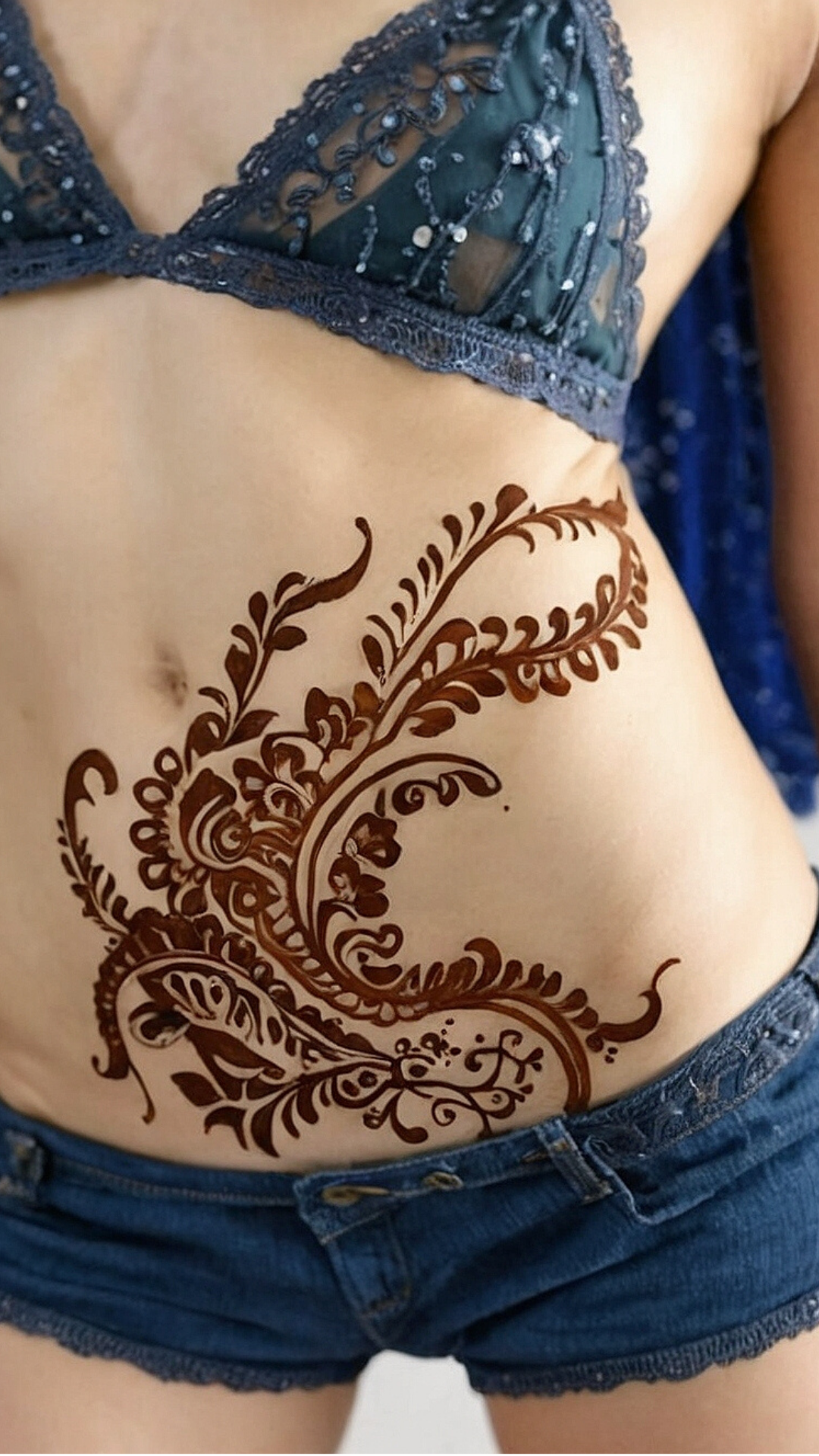 Festival Season: Summer Henna Looks