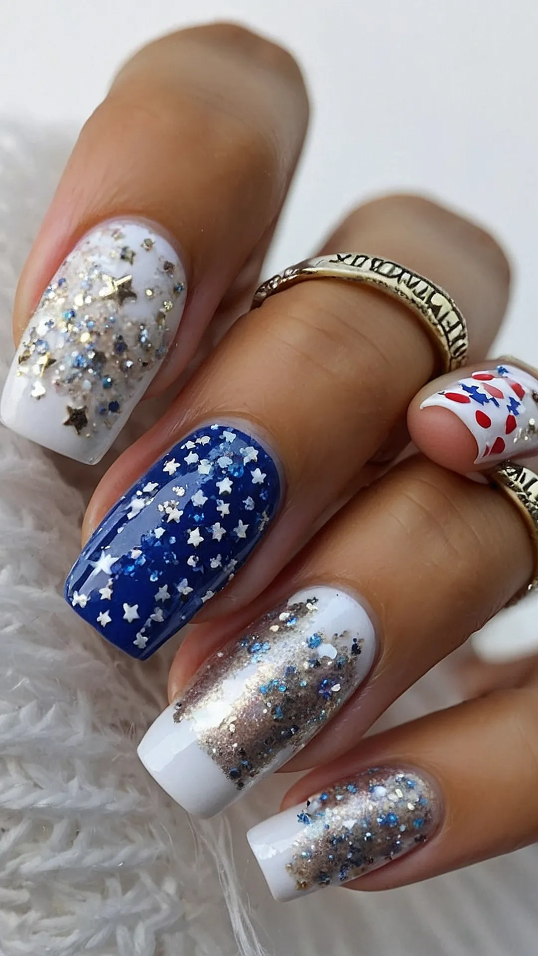 Patriotic Patterns: Festive Nails for July 4th Celebrations